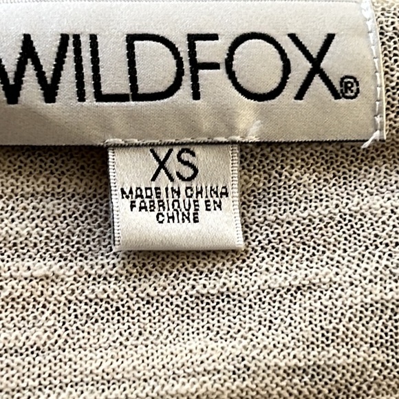 ⭐️ Wildfox Boyd knit long sleeve pull over v-neck cream sweater bling women XS - Picture 10 of 16